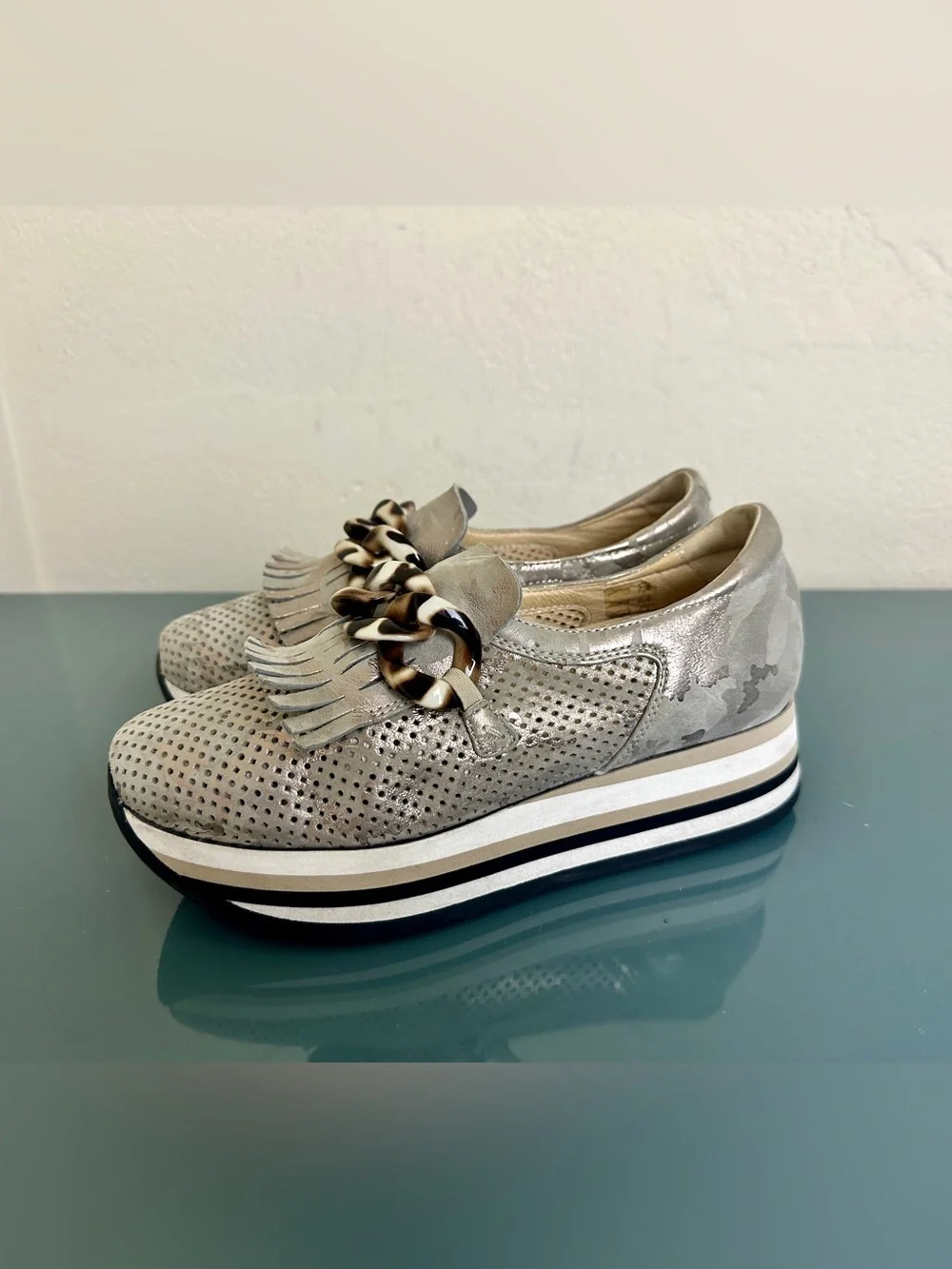 Softwaves Cadie Silver Camo Metallic Tassel Loafer Platform Sneakers Shoes 36.5